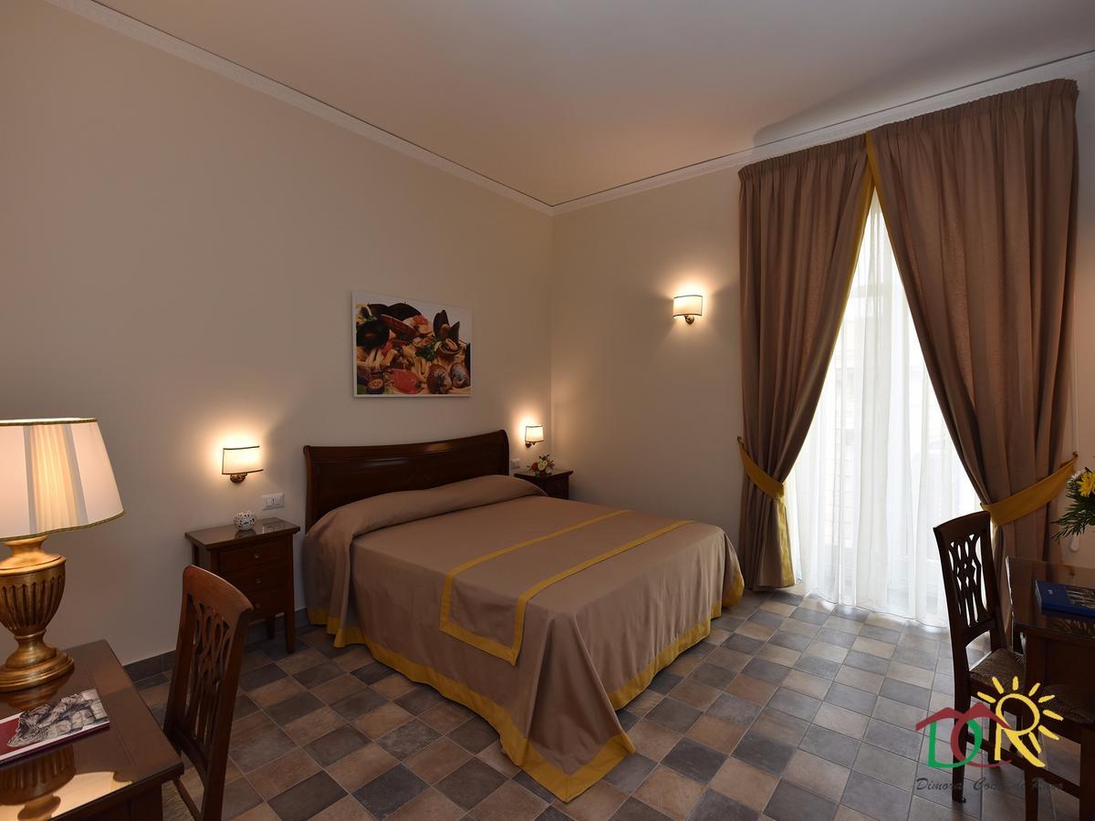 Bed and Breakfast Dimora Conte Di Ruvo Nápoles Exterior foto